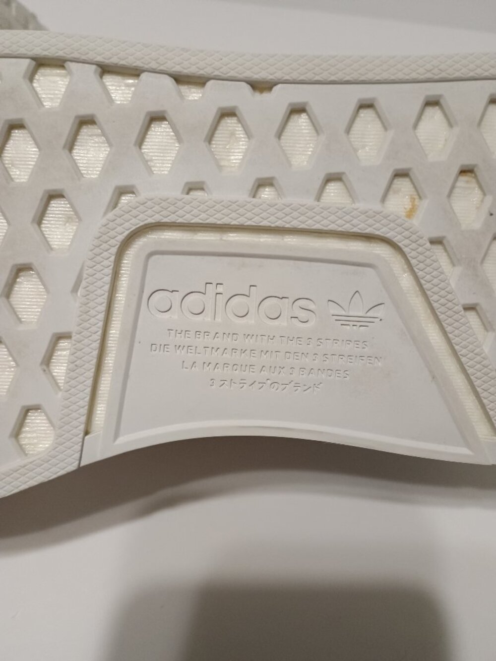 Adidas Originals NMD_R1 White Cream Iridescent Boost Sneakers Shoes M 6.5 W 7.5 - Picture 5 of 10